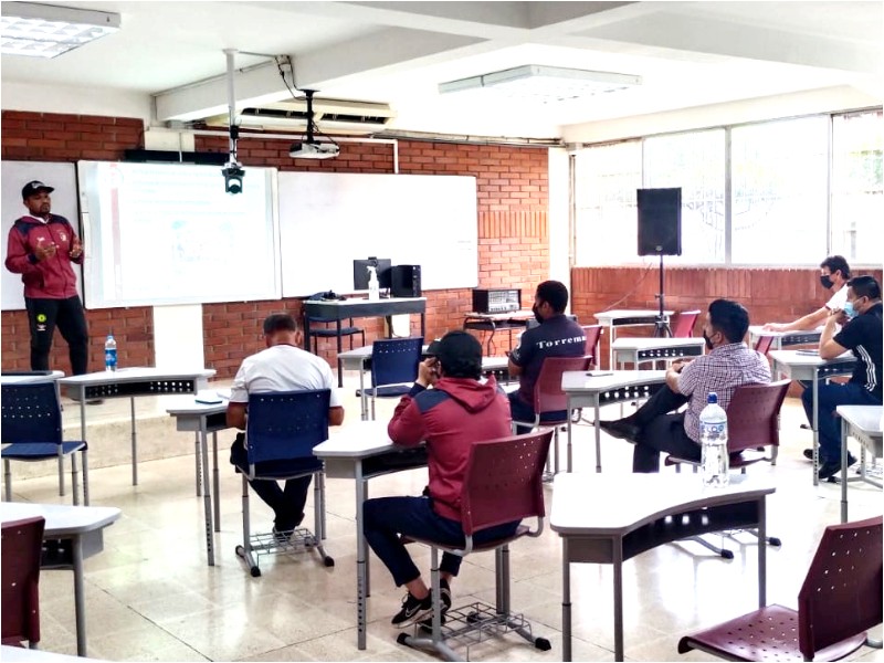 foto de (VIDEO) Charla anual de entrenadores