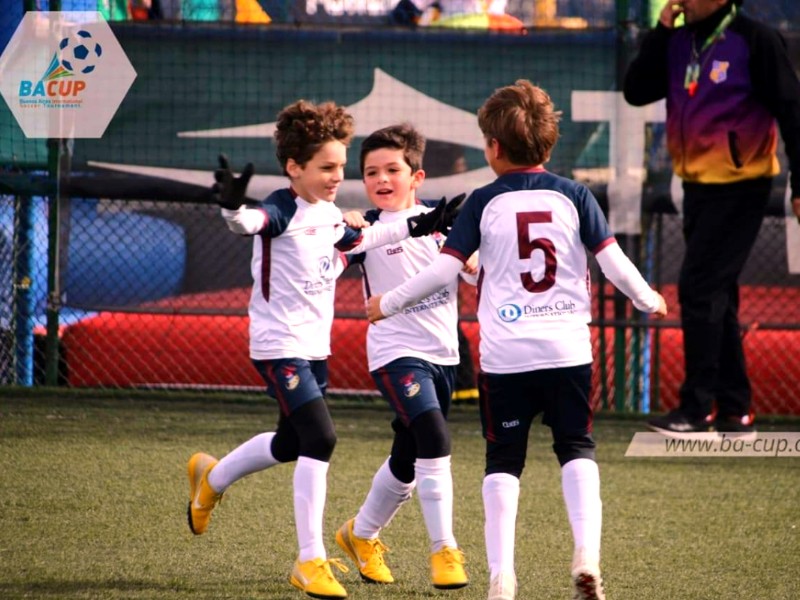 foto de Goleamos y vamos por el campeonato