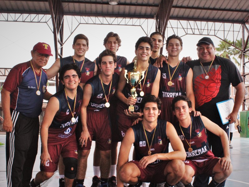 foto de Vencimos a Americano en básquet