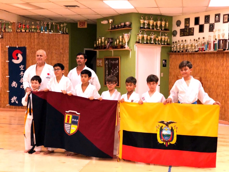 foto de Karatecas destacan con medallas en Estados Unidos