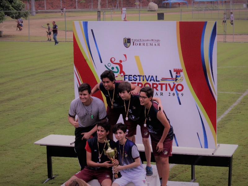 foto de Fuimos superiores en Voleibol